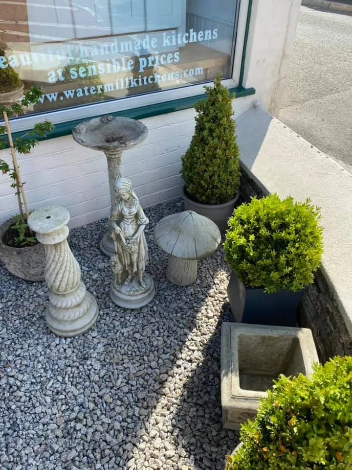 Outdoor stone infront of the shop